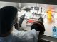 Врач-бактериолог лаборатории особо опасных инфекций. Фото: Илья Наймушин / РИА Новости