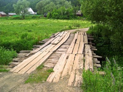 Сельский мост. Фото: Александр Воронин, Каспаров.Ru