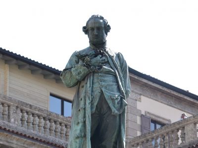 Памятник Чезаре Беккариа в Милане. Фото: it.wikipedia.org
