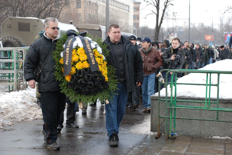 Памятник буданову в москве