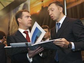 Олег Дерипаска и Дмитрий Медведев. Фото: с сайта factnews.ru