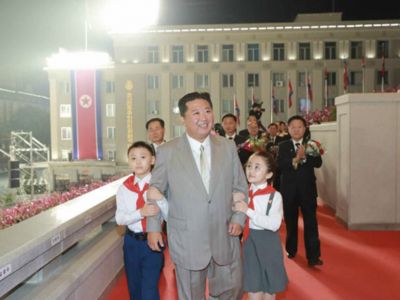Ким Чен Ын на параде в честь 73-летия КНДР. Фото: rodong.rep.kp