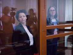 Евгения Беркович и Светлана Петрийчук в зале суда, 20.05.24. Фото: SOTA